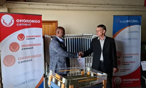 Johannes Gaeseb & Hans Wilhelm Schütte.jpg